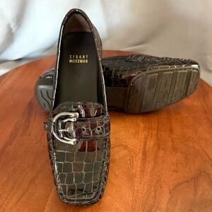 Stuart Weitzman Croc Embossed Buckle Loafers Patent Leather Womens Size 7M Brown